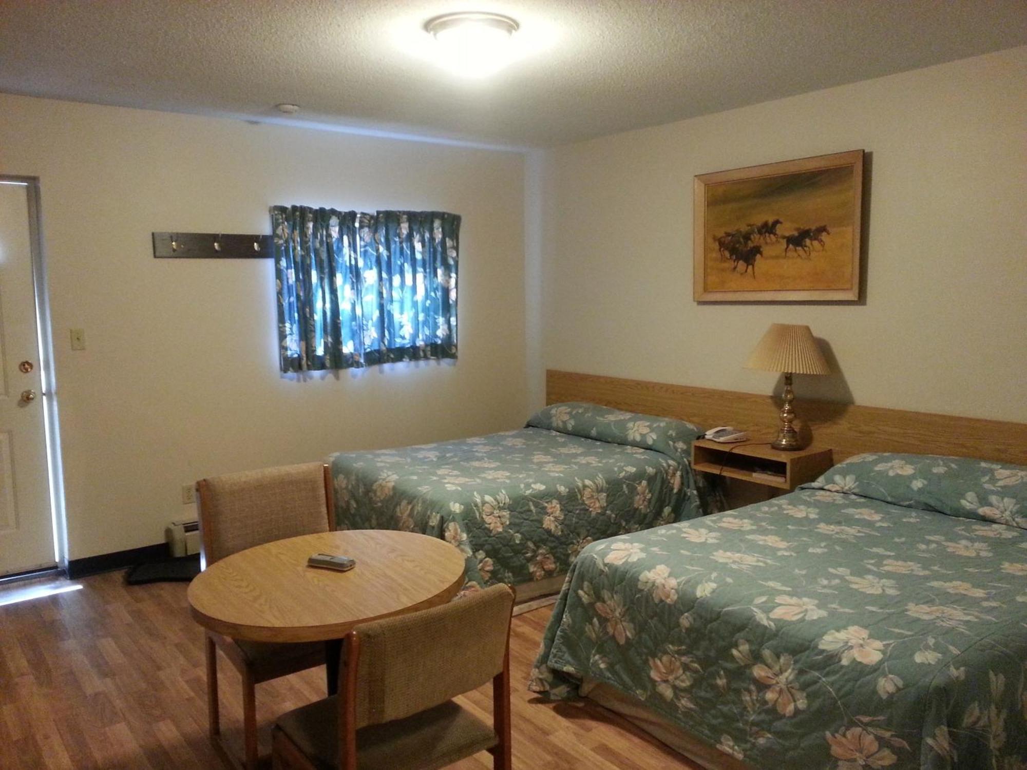 Mountain View Motel Smithers Room photo